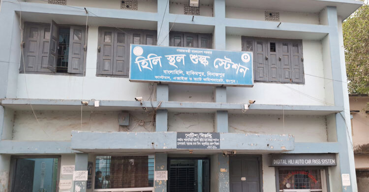 আমদানি বন্ধের খবরে বেড়ে গেছে চালের দাম